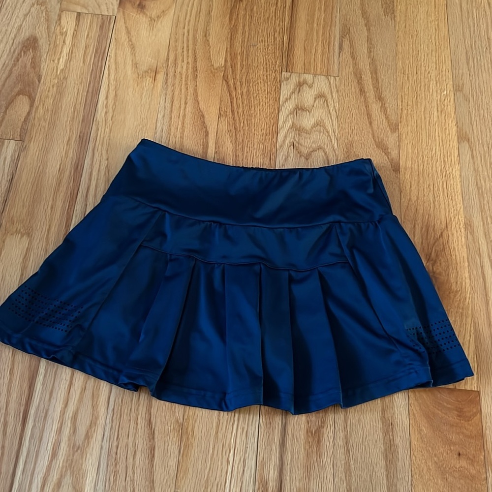 Women’s golf or tennis skirt, size small - Picture 2 of 2